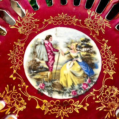 Stunning antique porcelain Italian lattice reticulated footed bowl