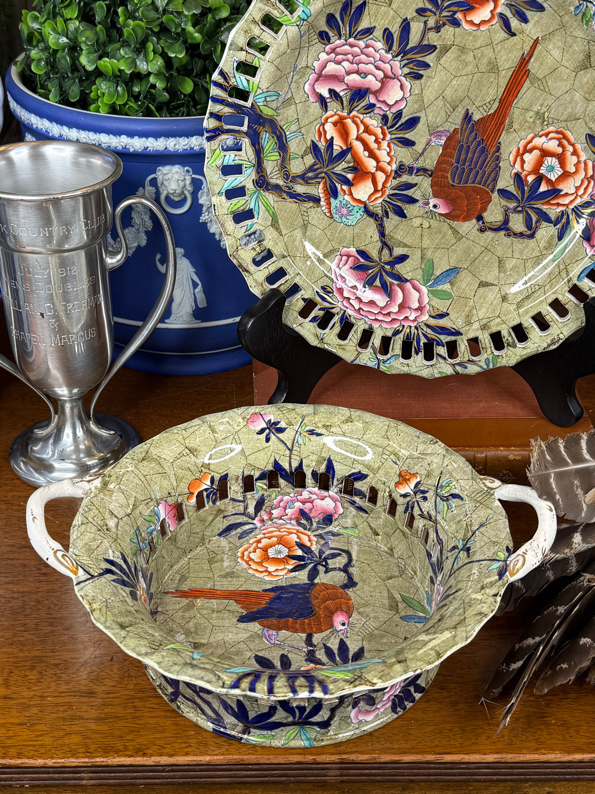 Spode “Tumbledown Dick” Chestnut Basket & Stand | Polychrome Chinoiserie | c.1820 | 9.5” D | #DA4592
