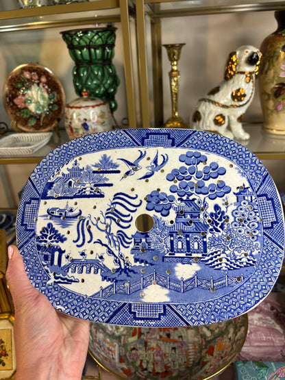 Gorgeous antique Blue Willow strainer!