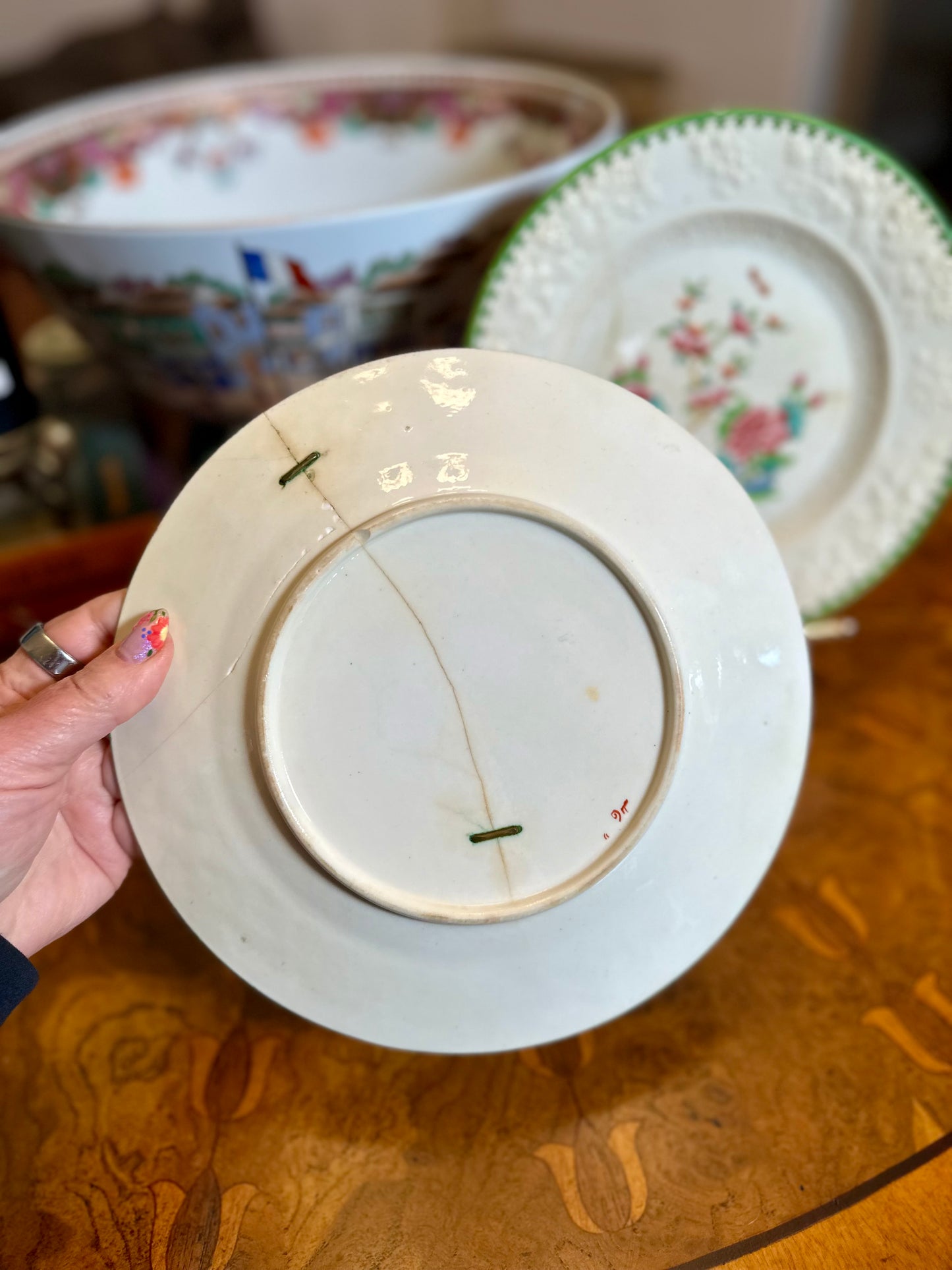 Pair of Antique Georgian Spode Porcelain Plates with Staple Repair – Pattern No. 216, Indian Tree / “Willis” Style, Circa 1790–1815