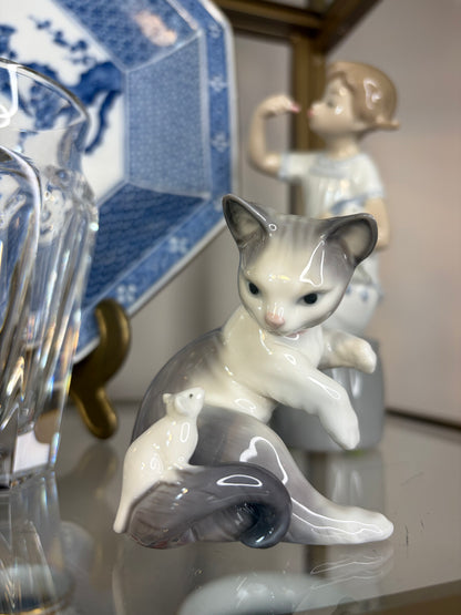 Lladro cat and mouse figurine!
