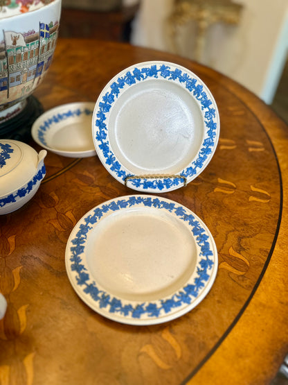 Pair of Antique Wedgwood Smear-Glazed Stoneware Saucers with Lavender Sprigged Grapes