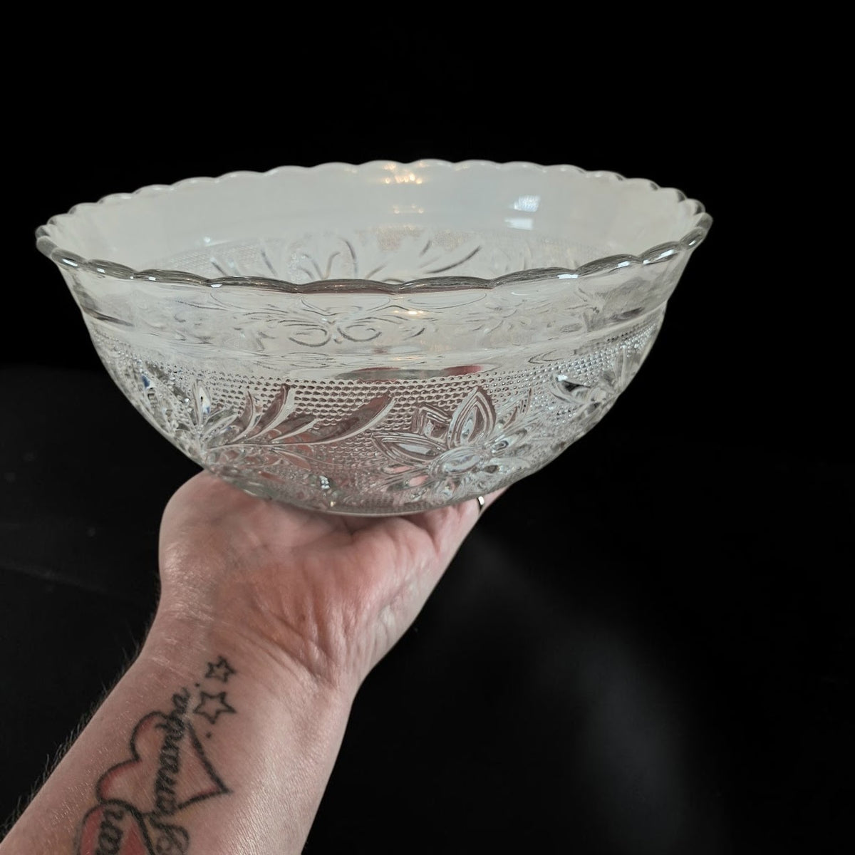Vintage 5 piece Set of Anchor Hocking Sandwich Glass Bowls