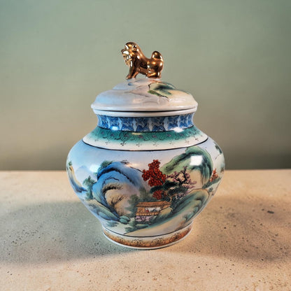 Vintage Chinese Lidded Temple Jar/ Ginger Jar, topped with Beautiful Gold Gilt Foo Dog, Just Stunning!!