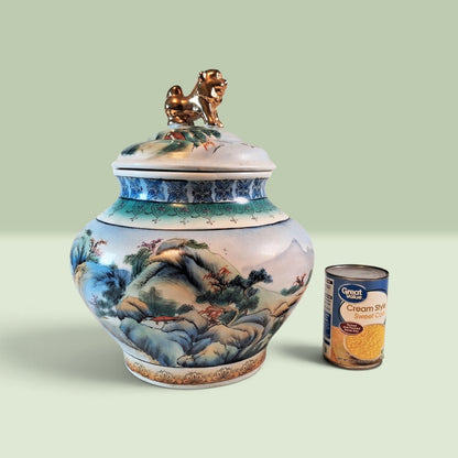 Vintage Chinese Lidded Temple Jar/ Ginger Jar, topped with Beautiful Gold Gilt Foo Dog, Just Stunning!!