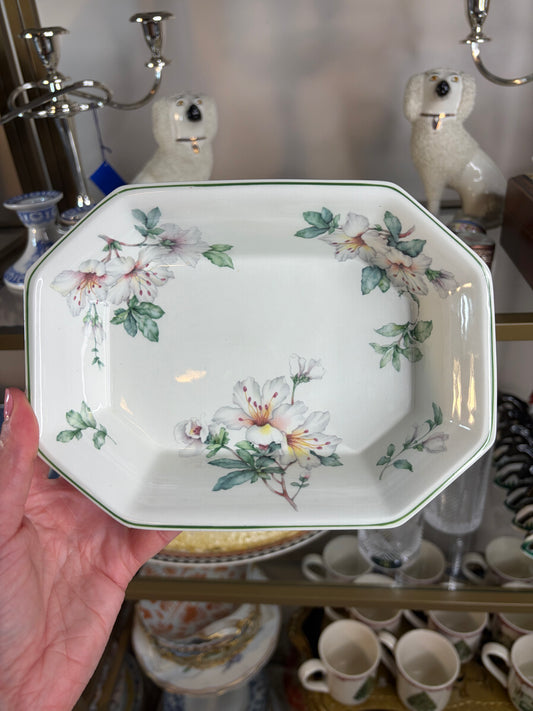 Lovely Adams Azalea serving bowl!