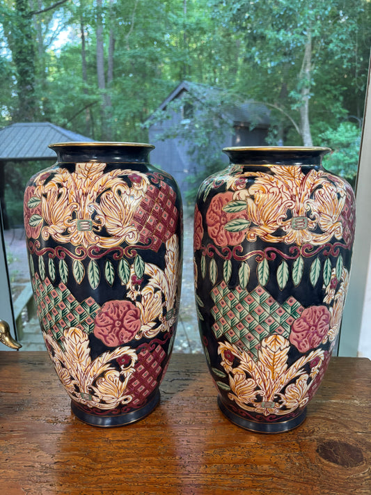 Stunning 14.5” chinoiserie vases pair!