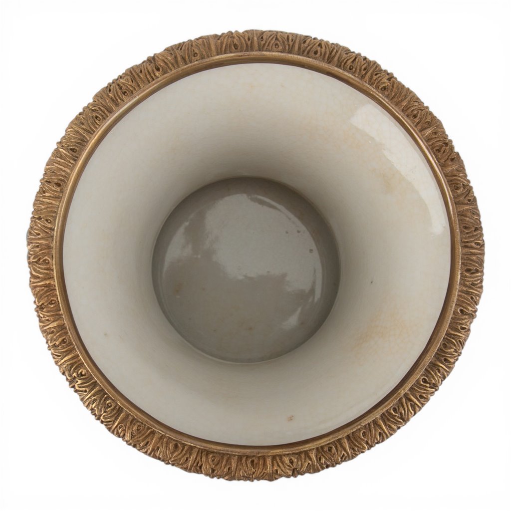 Danny's Fine Porcelain -Porcelain Tobacco Leaf Cachepot with Ormolu Base | Decorative Planter #14312