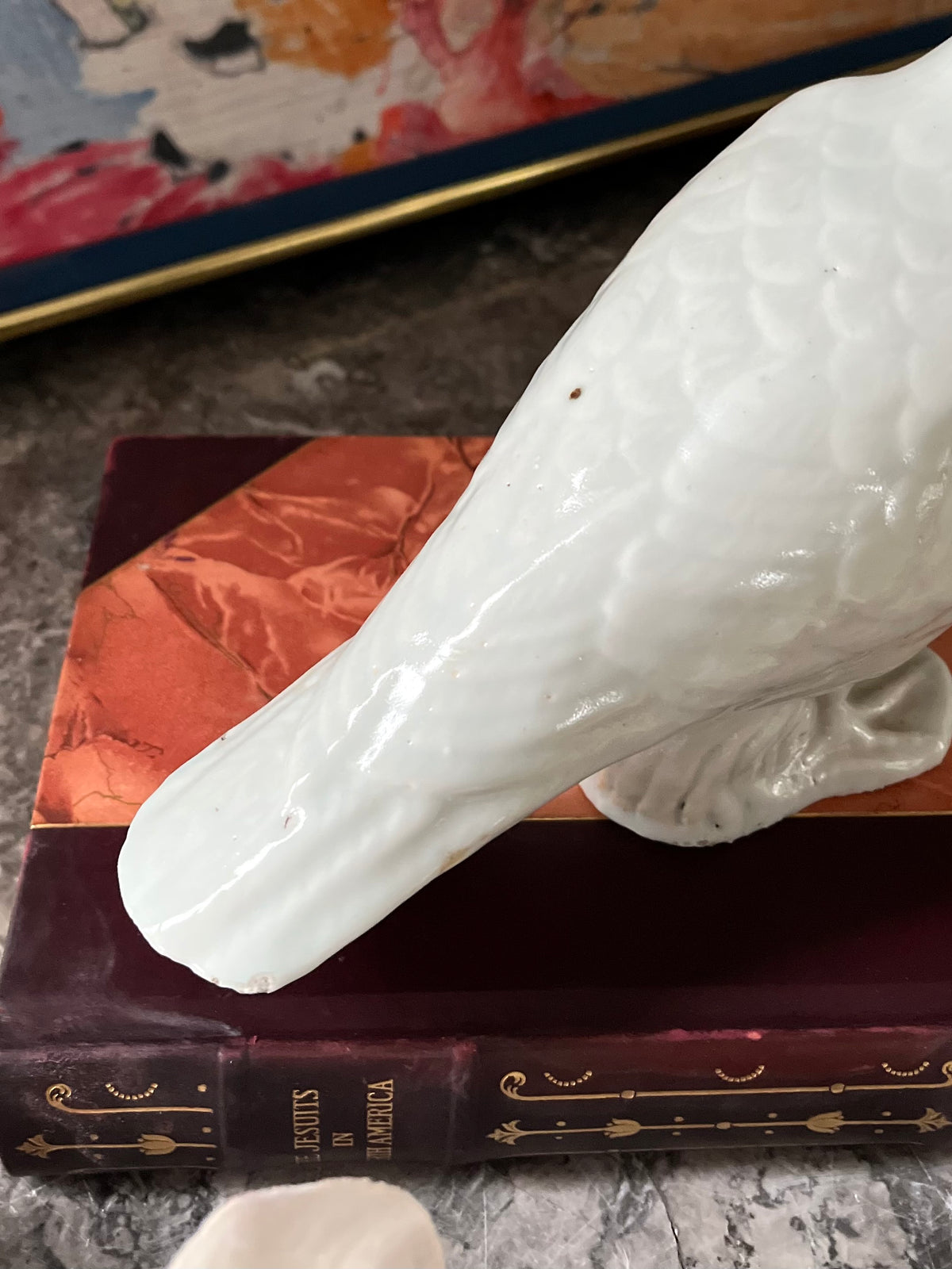 Live 09/29 Historic Estate Pair of Chinese Export White Glazed Porcelain Doves on Rockwork, Late Qing to Republic Period