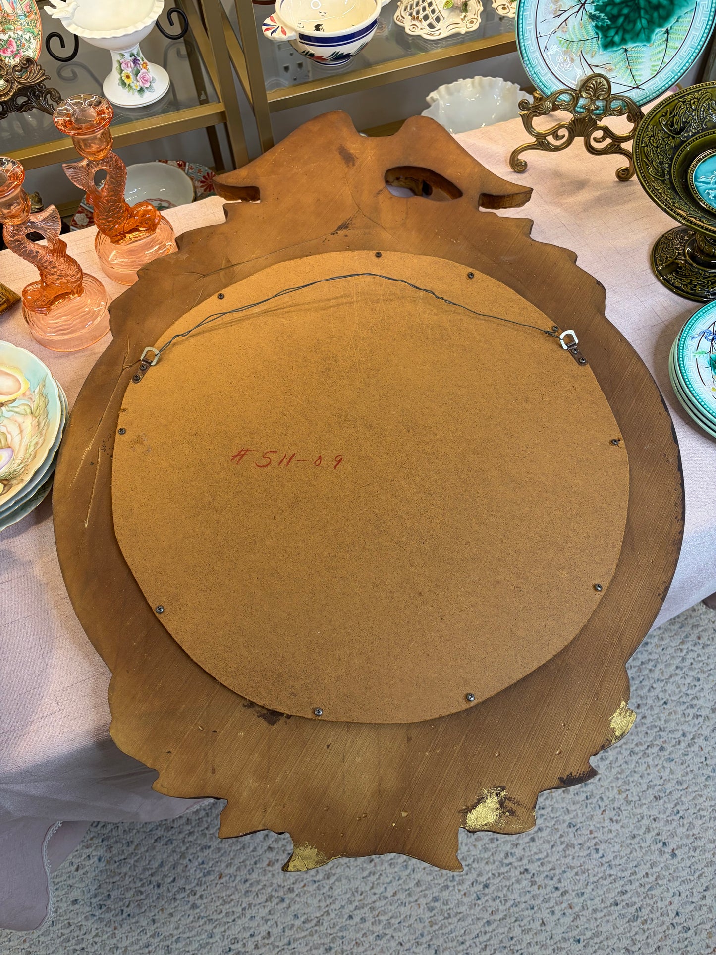 Stunning American Federal Eagle Bullseye Gold Gilt wood mirror! Measures 32.5” x 23 1/4”.