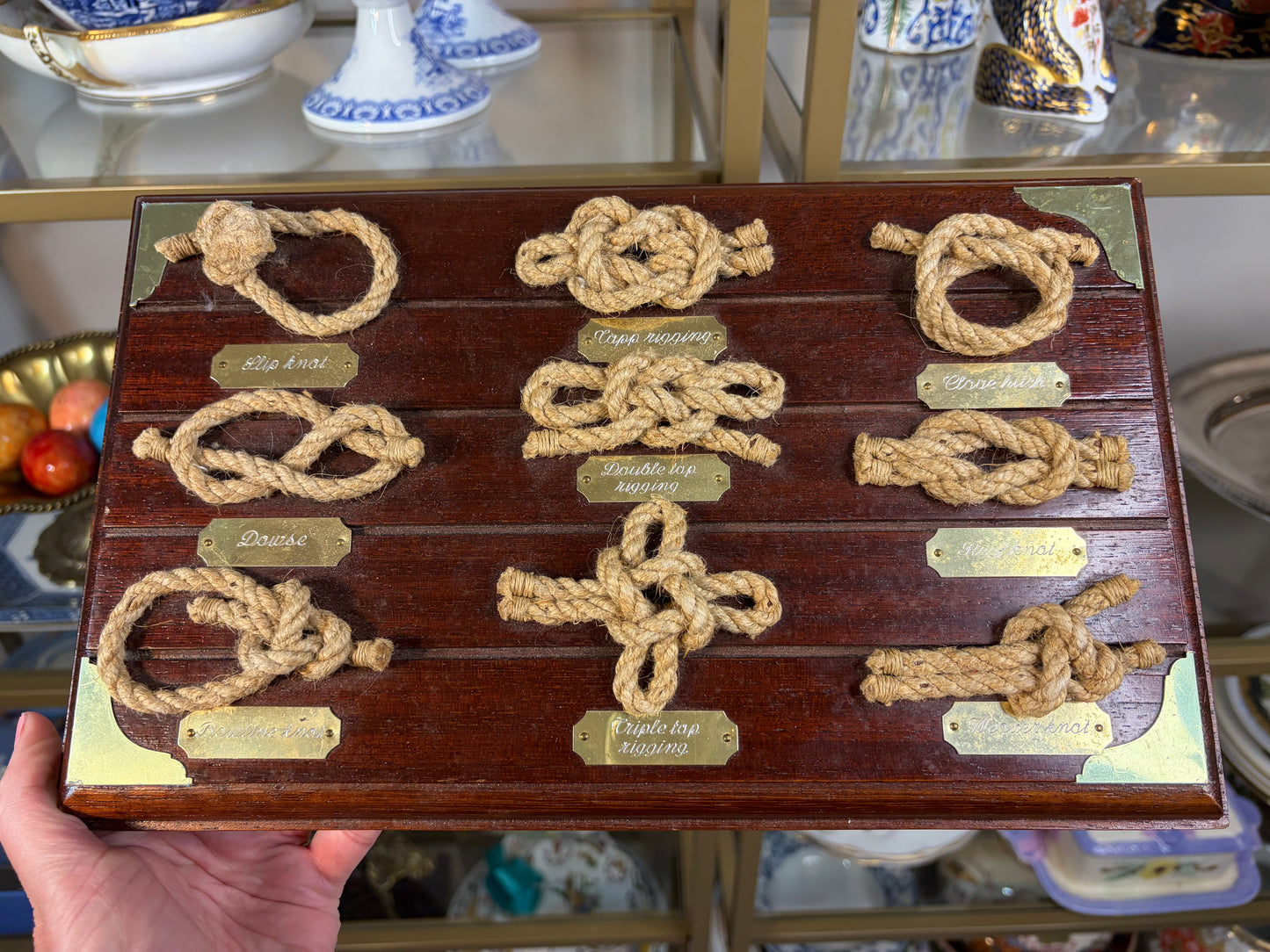 Reserved! Lovely maritime knot board with brass details!