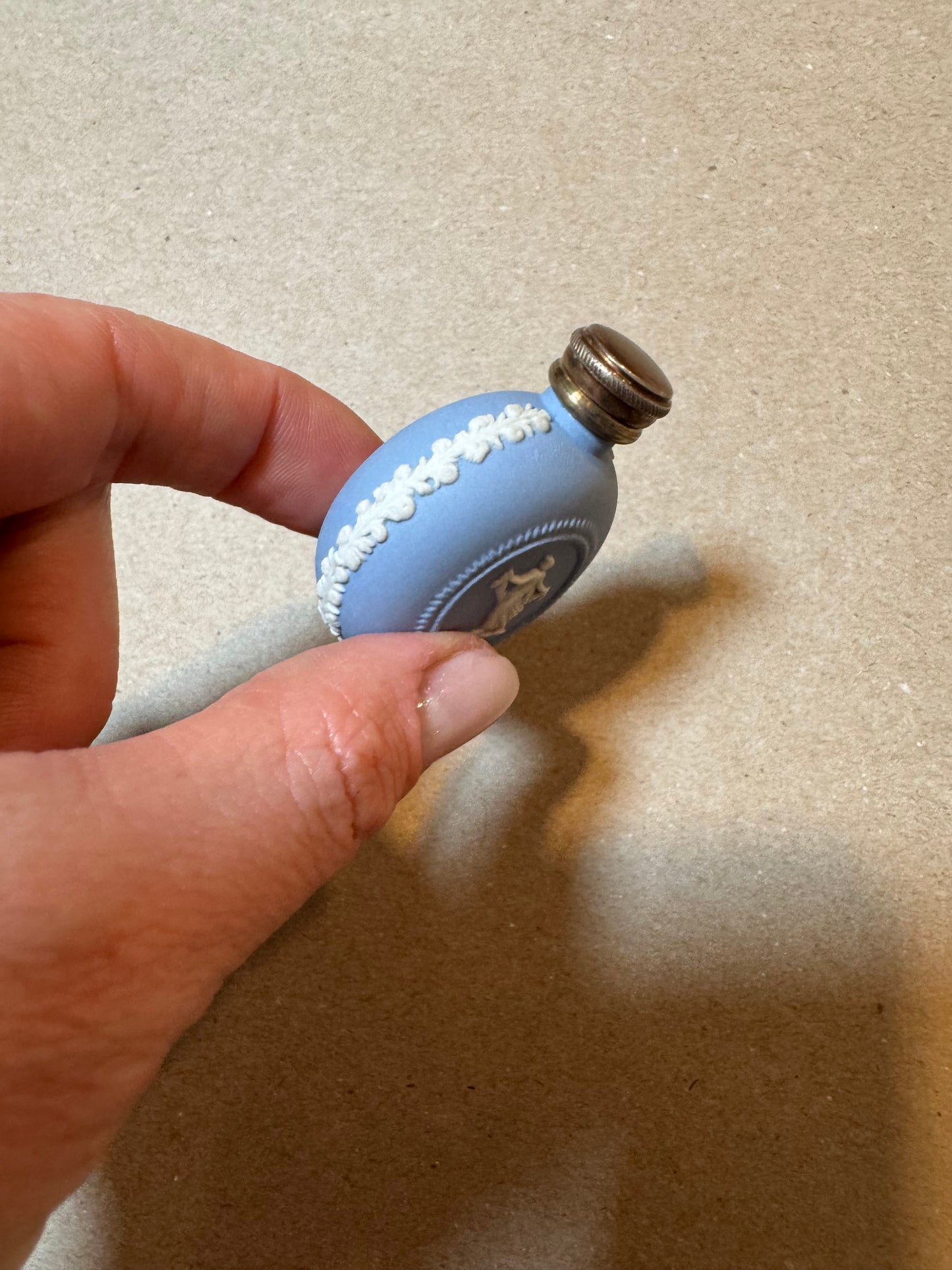 Live 06/15 blue mini Wedgwood perfume bottle