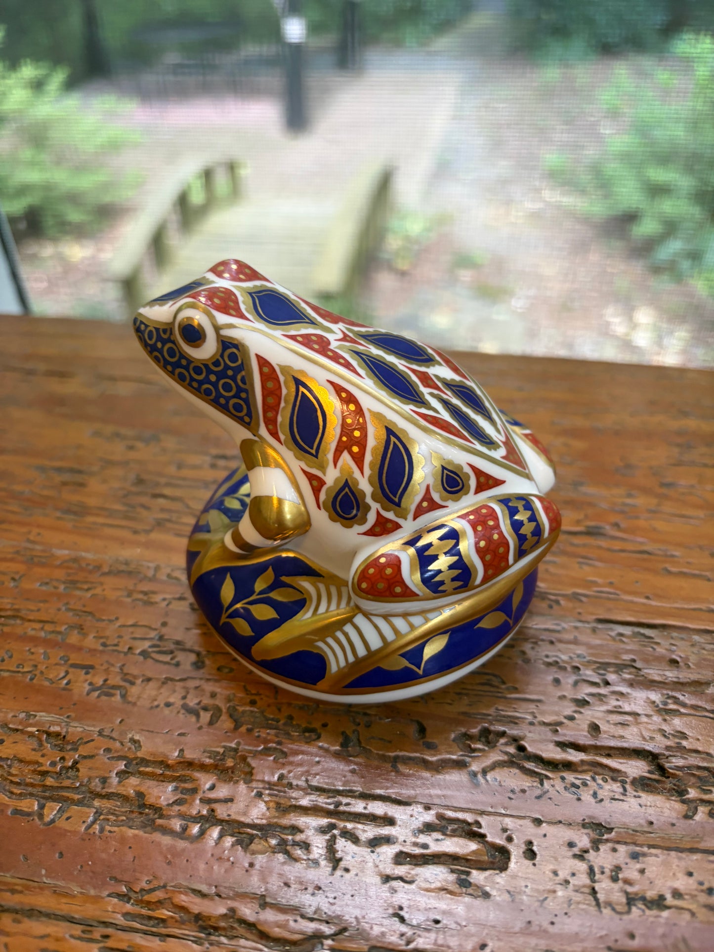 Gorgeous Royal Crown Derby Imari frog!