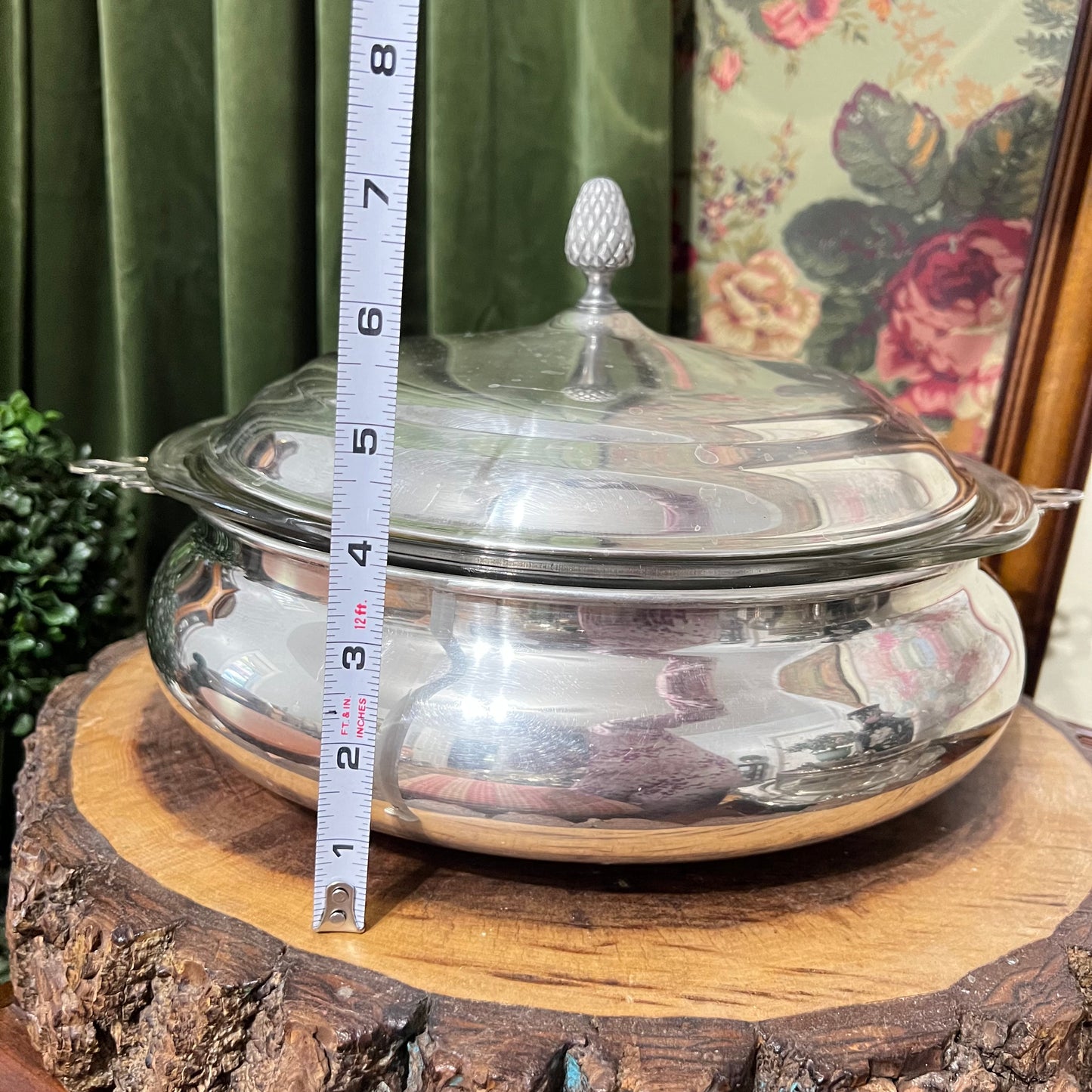 Vintage Sheffield silver plated tureen with 3-quart Pyrex glass bowl