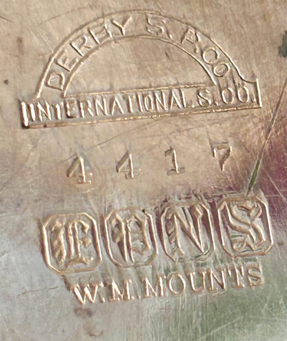 Lovely vintage stamped silver plate oval dish w lid 11 x 8 x 4,5