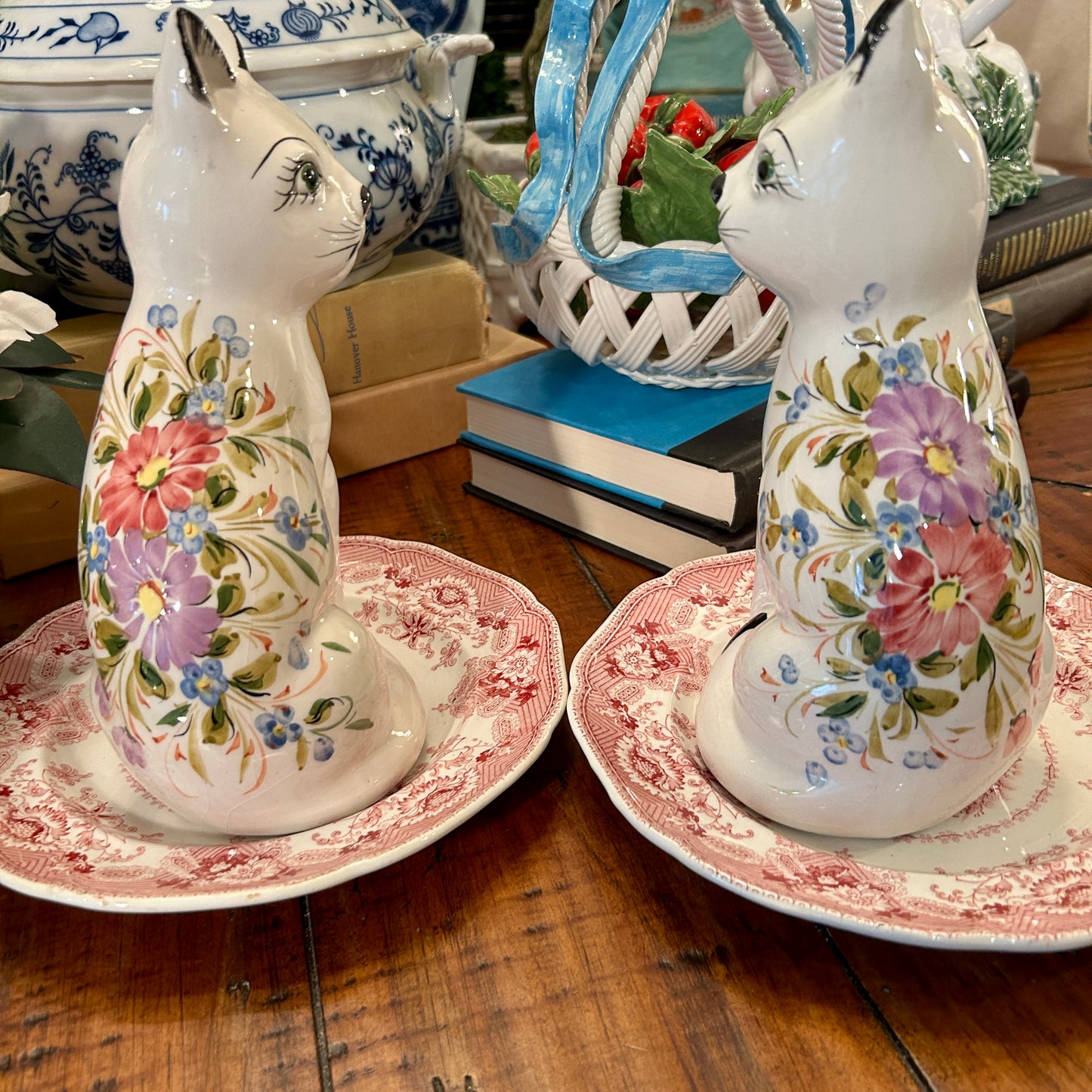 Set of two Italian kitty staffordshire style cats 7 in