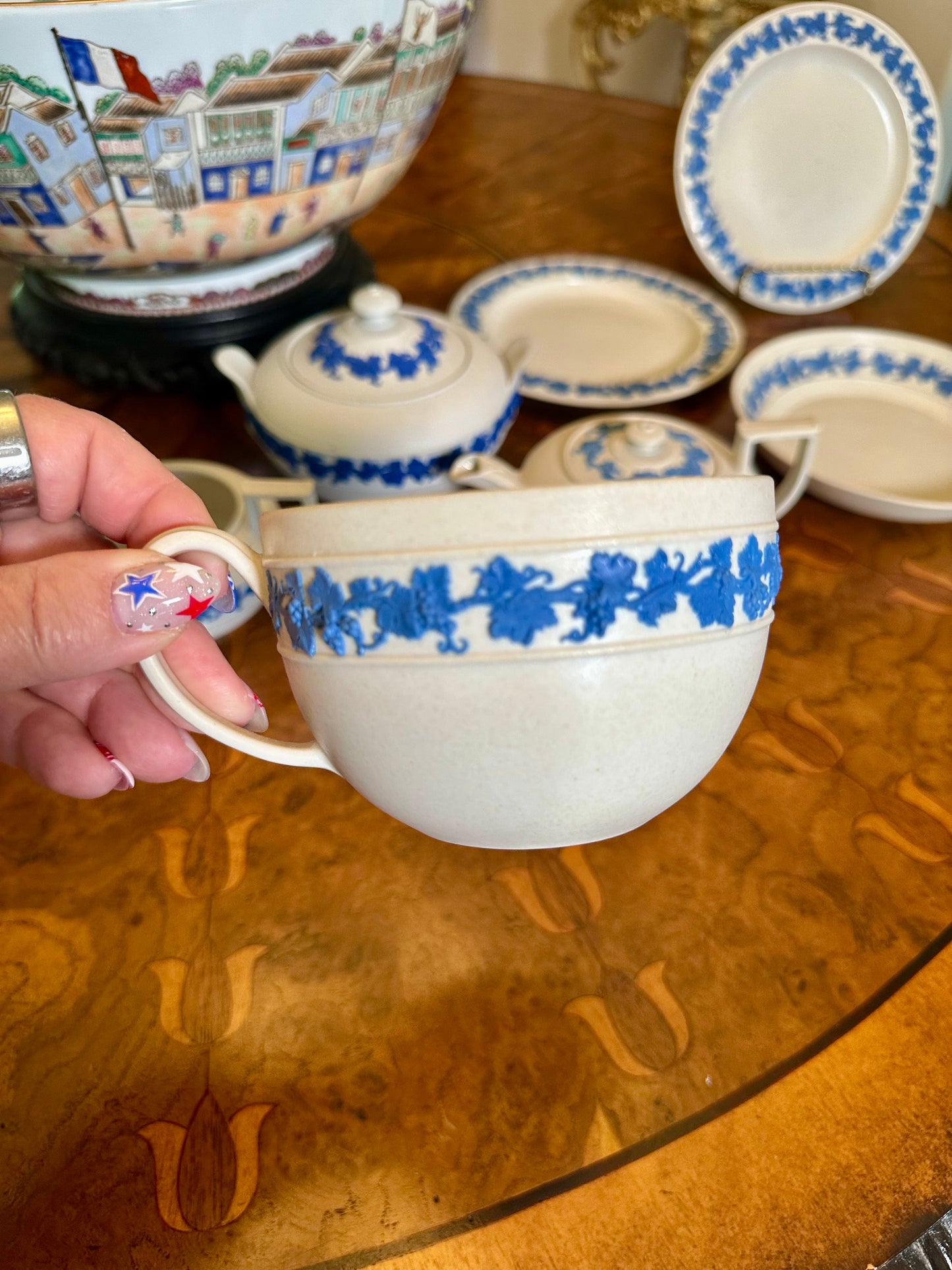 Antique Wedgwood Smear-Glazed Stoneware Teacup with Lavender Sprigged Grapes