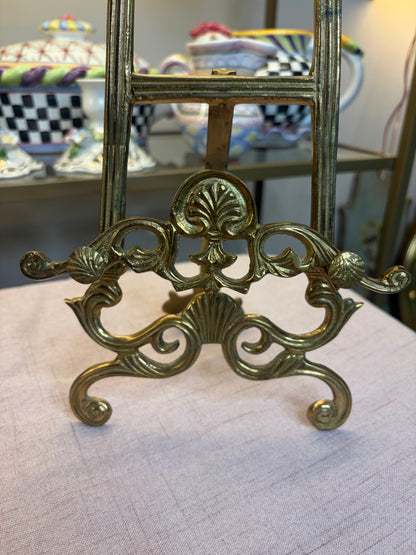 Ornate brass easel with shell motifs!