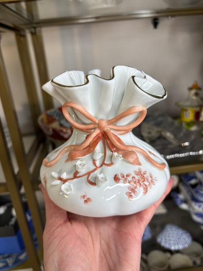 Lovely vase with pink bow and flowers!