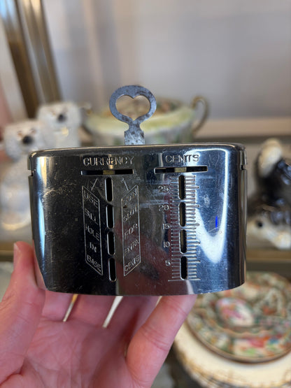 Vintage Traveling Teller Maine Bank Coin holder with key!