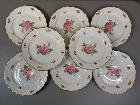 Gorgeous Hutschenreuther Moritzburg Dresden floral plates set of 8!