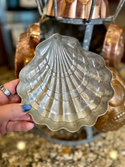 Vintage Portuguese ODI Copper Scallop Shell Mold