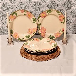 Vintage Set of 4 Franciscan Ware “Desert Rose” Dinner Plates - Pristine!
