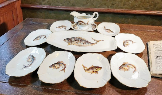 Vintage Fish Service Set, Stunning!!!  Service for 8 & total of 11 pieces