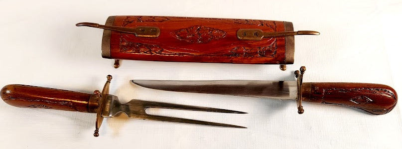 Vintage Hand Carved Cutlery Set. Beautiful Craftmanship!!