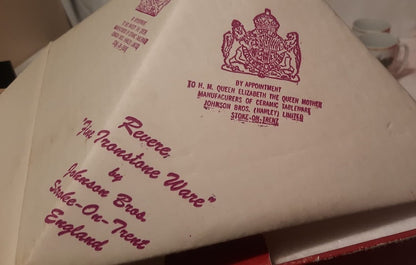 Vintage Johnson Bros. Heritage White Ironstone China! 12pc. set