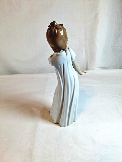 Lladro Hand Painted Figurine of Girl Yawning...Stunning!