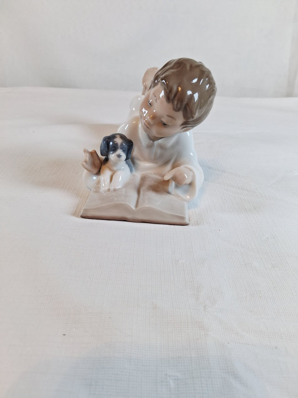 Lladro Porcelain Figure of Boy Reading to His Puppy, Excellent!