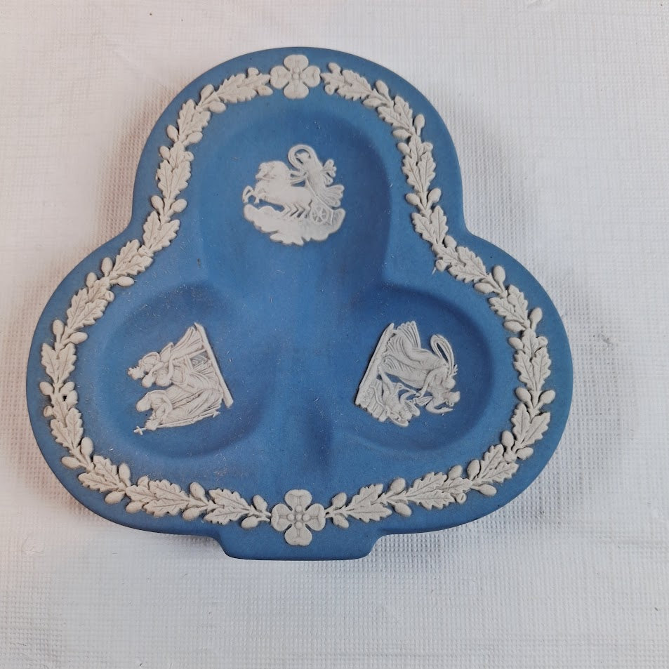 Vintage Wedgwood Jasperware Clover Trinket Dish