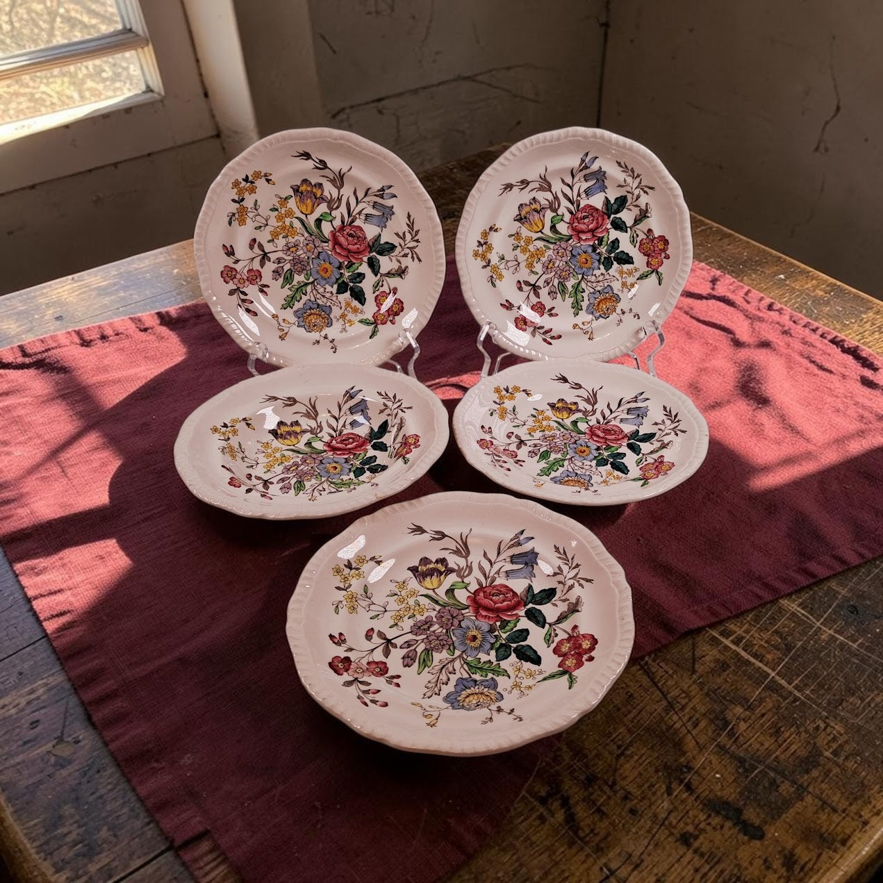 Copeland Spode 5 piece set. 4 salad plates and 1 soup bowl, Great!!