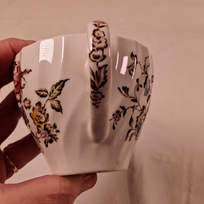 Johnson Brothers Staffordshire tea cups set of 5, DISCOUNTED- 2 CUPS HAVE SMALL CHIP ON BOTTOM