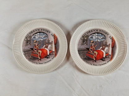 Vintage Wedgwood Collector Plates, Set of two