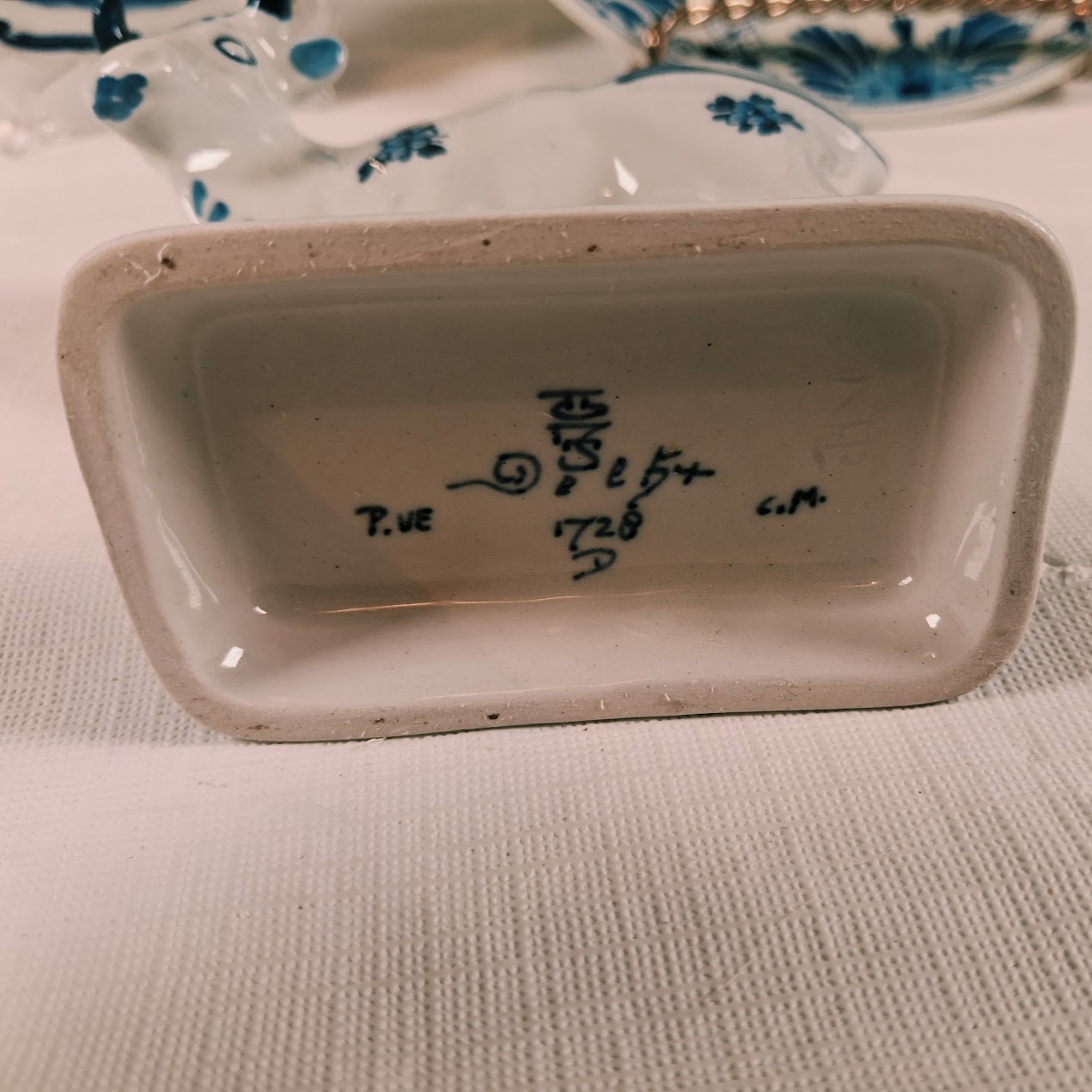 Authentic Royal Delft Cow, Stunning!!