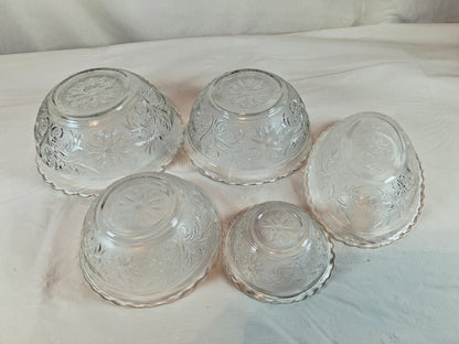 Vintage 5 piece Set of Anchor Hocking Sandwich Glass Bowls