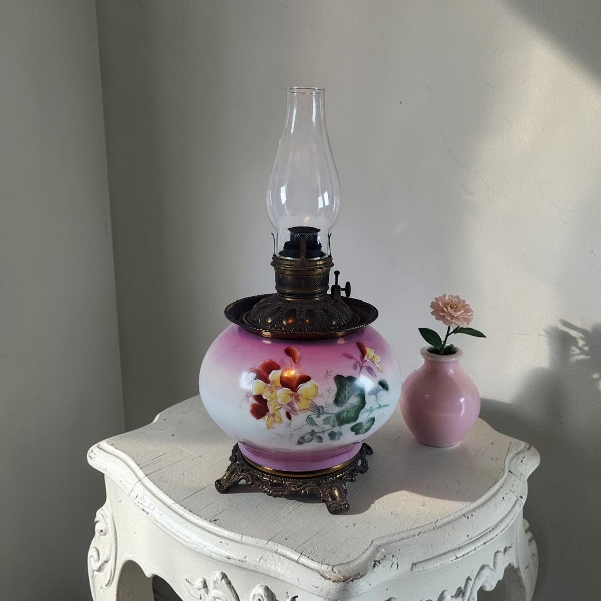 Stunning Oil Lamp by Royal Pume & Atwood from the 1800's