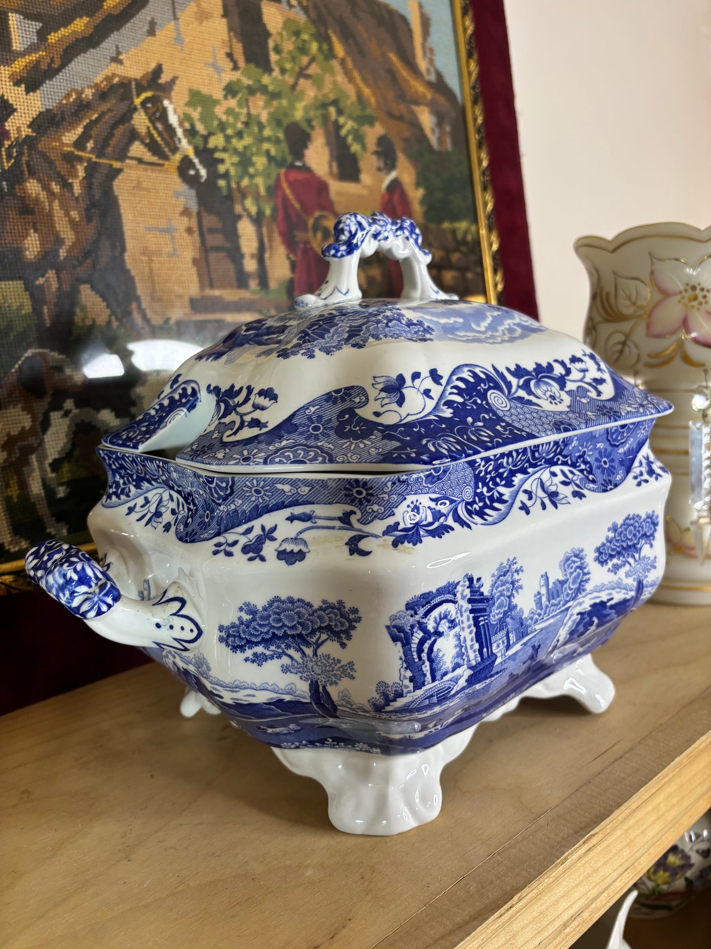 Stunning large Spode Blue Italian lidded tureen!