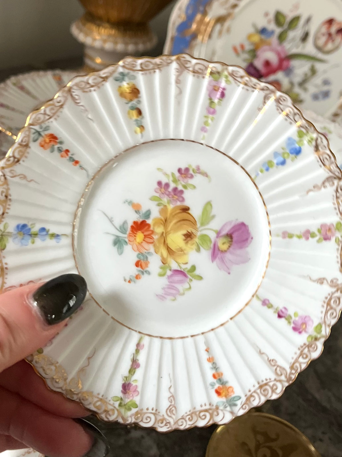 Antique Set of 8 Richard Klemm Dresden Pleated Hand-Painted Floral Petite Bowls And Plates c. 1890–1916