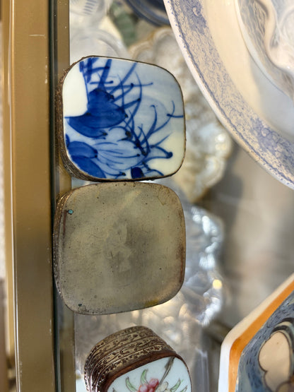Lovely blue and white shard box!