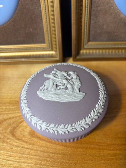 Wedgwood Jasperware Lilac  trinket box!