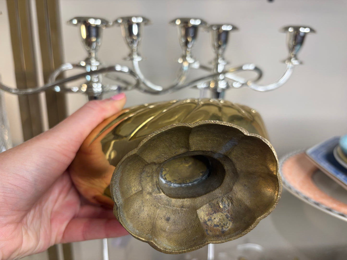 Beautiful brass nautilus seashell vase on pedestal!