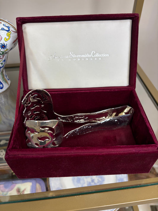 Lovely Godinger Reproduction Tiffany asparagus tongs!