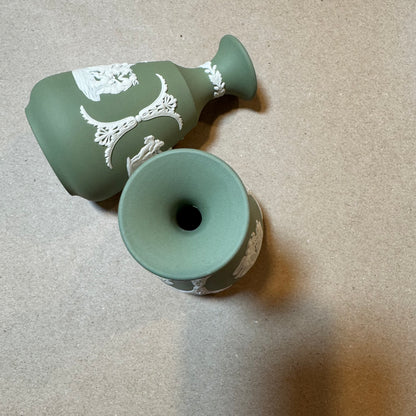 Live 06/15 sage green bud vases pair Wedgwood