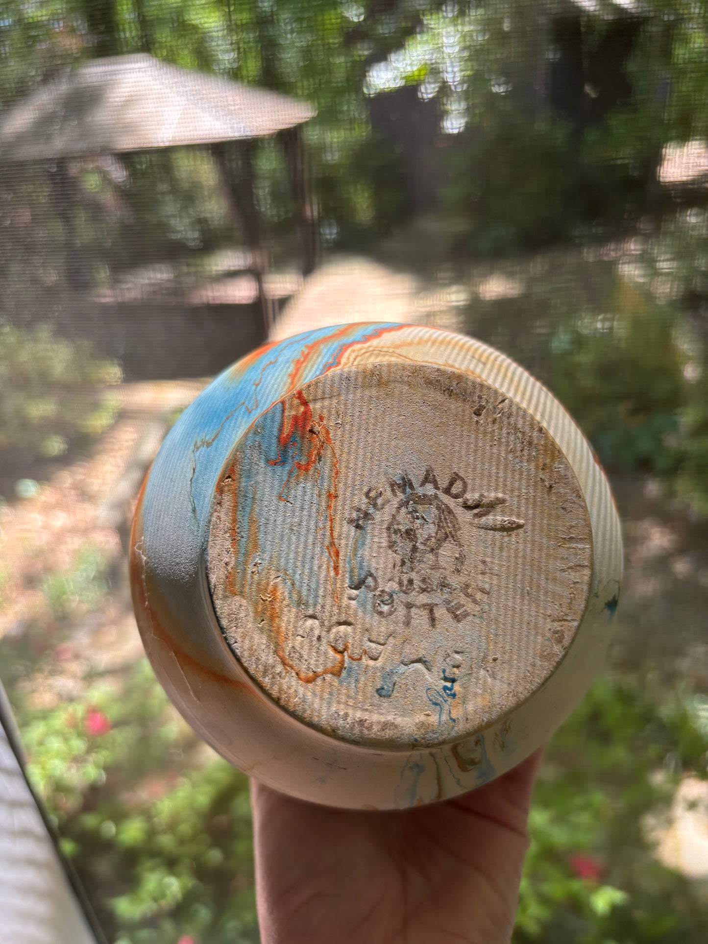 Collectible Nemadji swirl pottery vase!