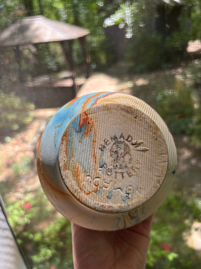 Collectible Nemadji swirl pottery vase!