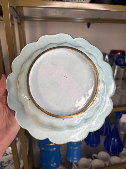 Beautiful enamel bird bowl with scalloped edges! As is!
