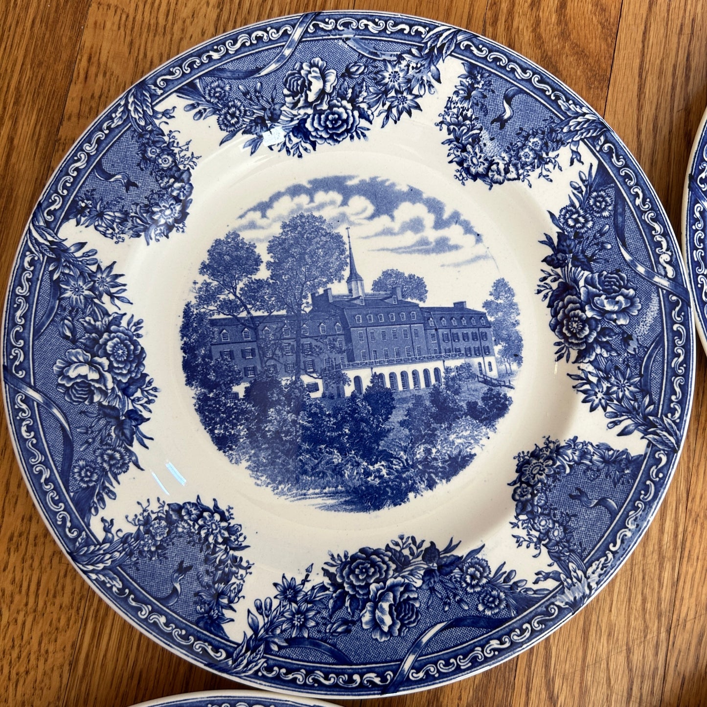 Stunning SET OF 8 WEDGWOOD SALEM COLLEGE BLUE 10.5d  PLATES ETRURIA